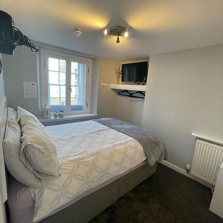 Black Bull With Rooms Upper Cumbernauld Buitenkant foto