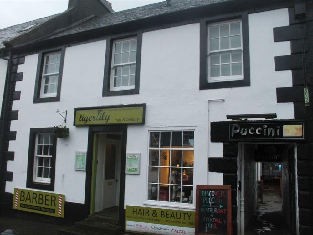 Black Bull With Rooms Upper Cumbernauld Buitenkant foto